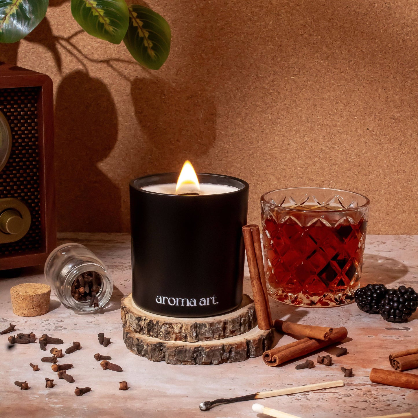 Mulberry Bourbon | Crackling Wood Wick Candle