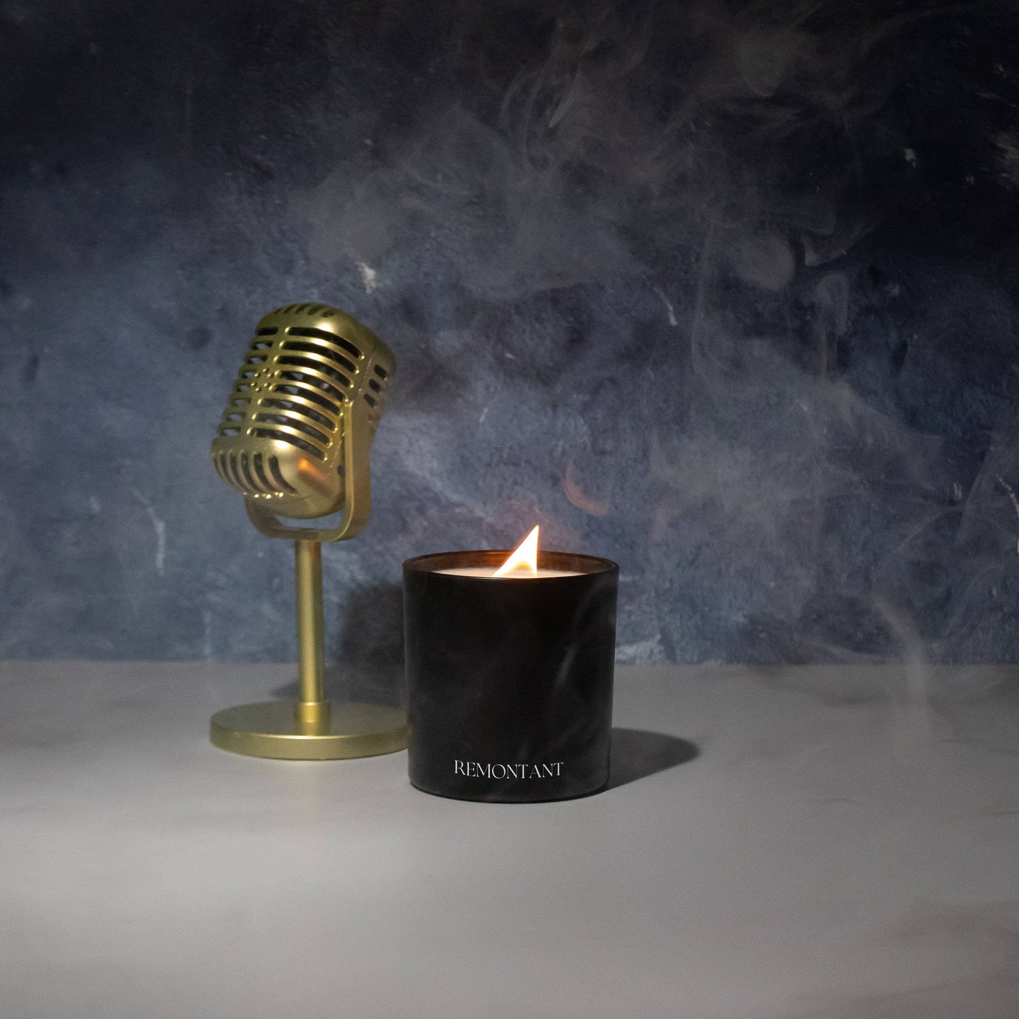 Violet Night | Crackling Wooden Wick Candle